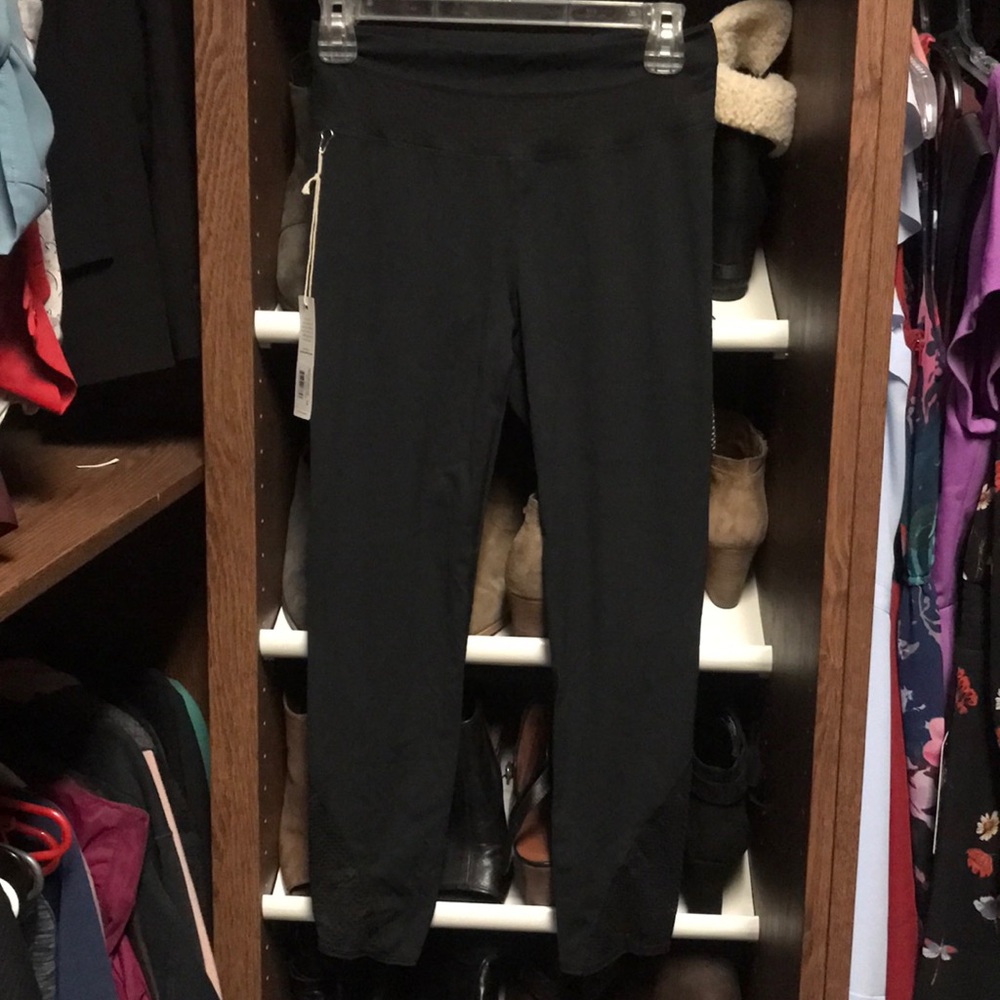 NWT Manduka leggings sz M